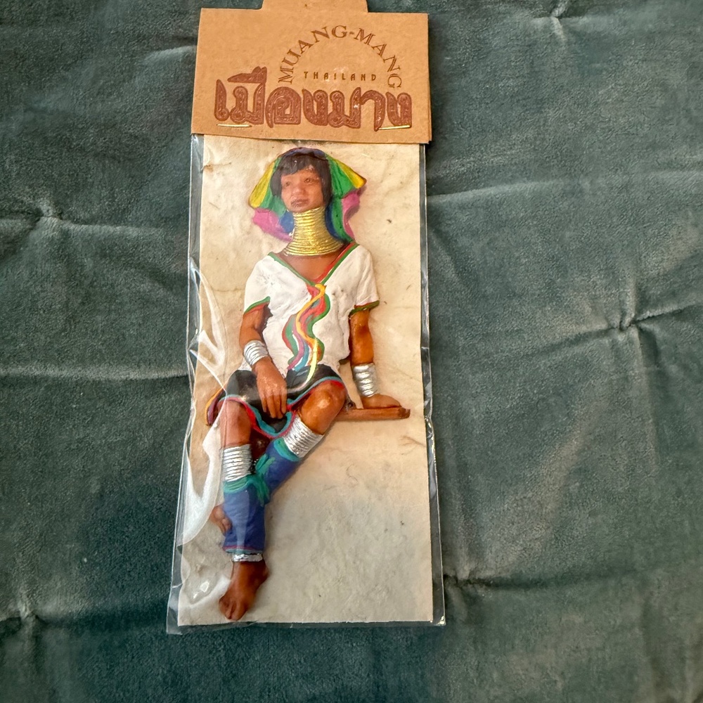 Handcrafted Hill Tribe‎ Figure – Karen (Padaung) | Northern Thailand